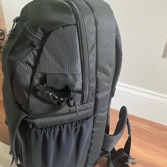 NWOT Lowepro Camera Bag - Picture 6 of 10